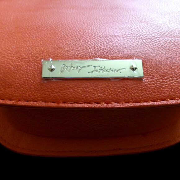 Betsey Johnson Orange Jack-o-Lantern Pumpkin Kiss Crossbody Bag NWT New - Picture 5 of 9